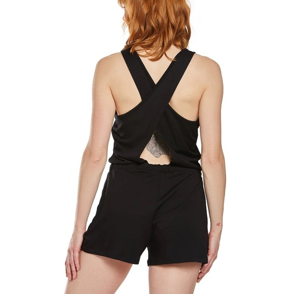 NWT Beyond Yoga Farrah Jumpsuit Romper Sleeveless V Neck Soft size Large Black - Picture 2 of 6
